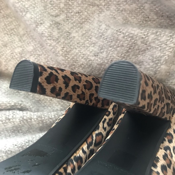 Forever 21 satin finish animal print platform heel - Picture 6 of 10